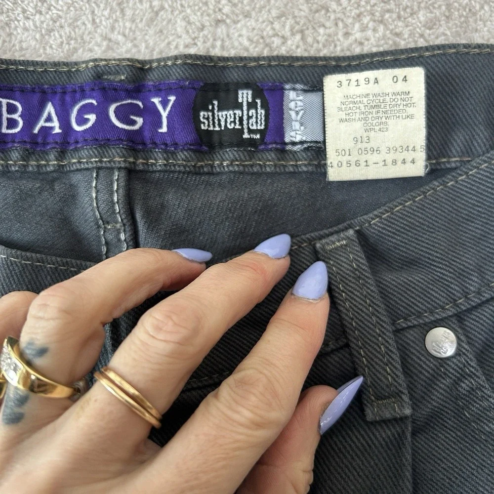 VINTAGE Levis SilverTab Baggy Loose Jeans wide leg Pants Gray Y2K 31x32 USA EUC!